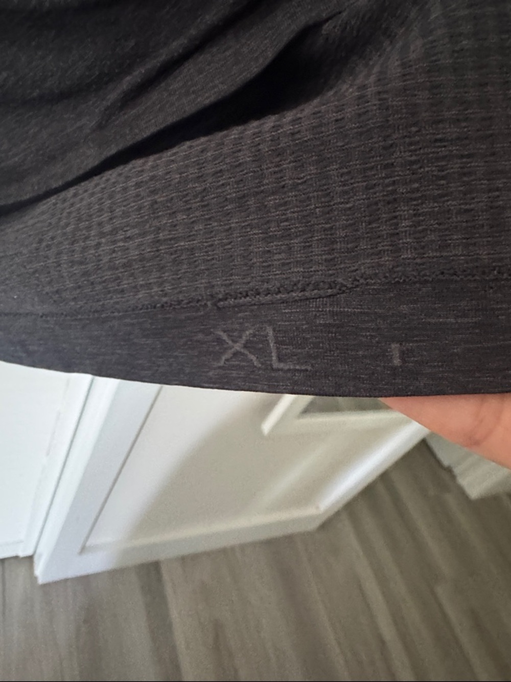 Lululemon MENS shirt XL- Charcoal Gray - Picture 3 of 5